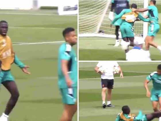 Imagen del artículo:[Video] Hay tensión: pelea entre Mariano y Mendy en pleno entreno