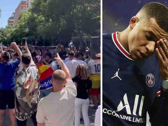 Imagen del artículo:[Video] Hinchas Del Real Madrid llegaron a París a insultar a Mbappé