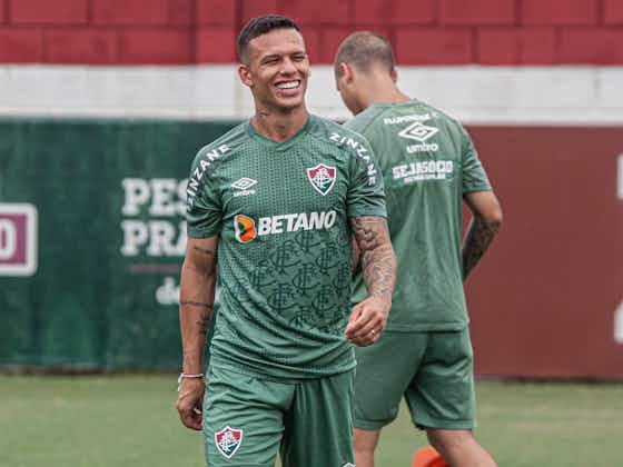 Imagem do artigo:Após quase ser negociado, Calegari vai se firmando na lateral do Fluminense em 2023