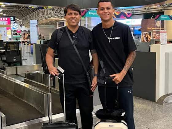 Imagem do artigo:Luan Brito embarca para Portugal e se despede do Fluminense