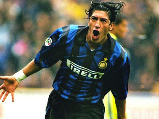 Imagen del artículo:Inter rememoró un doblete de Zamorano en la antesala ante Roma