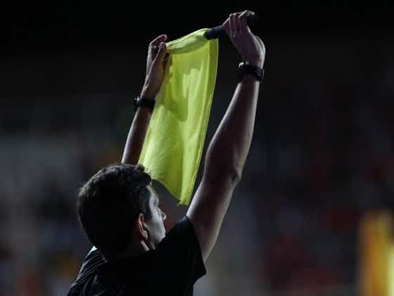 Imagen del artículo:Conmebol suspendió a los árbitros asistentes del Chile-Argentina