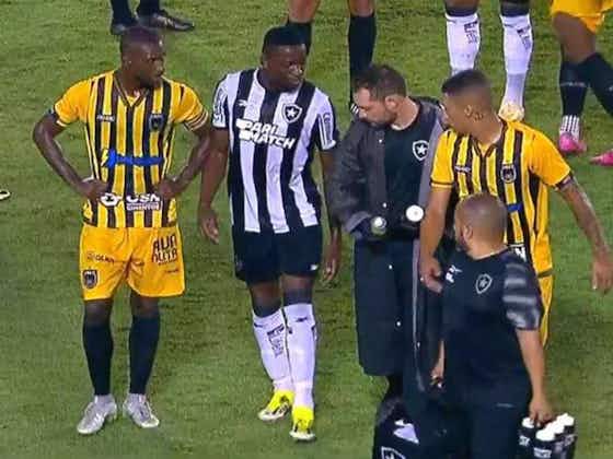 Imagem do artigo:Luiz Henrique entra no segundo tempo e deixa jogo do Botafogo lesionado