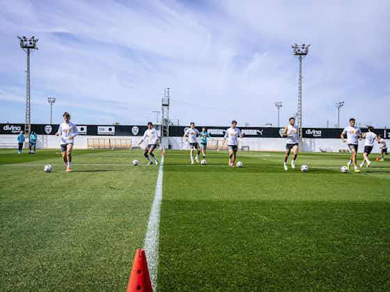 Article image:BEST PICTURES FROM VALENCIA CF TRAINING SESSION 25/04/2024