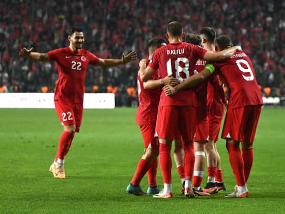 Imagen del artículo:Turquía armó una fiesta de goles y quedó al borde de la Eurocopa