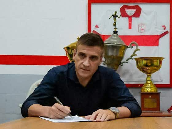 Imagen del artículo:Fabián Nardozza renovó su vínculo como entrenador del Deportivo Morón