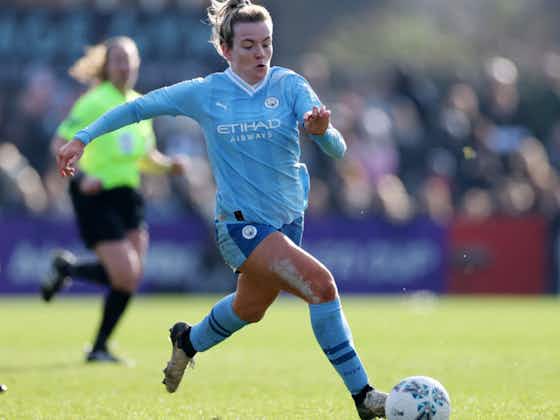 Article image:Ponto final nos rumores: Lauren Hemp renova com Manchester City