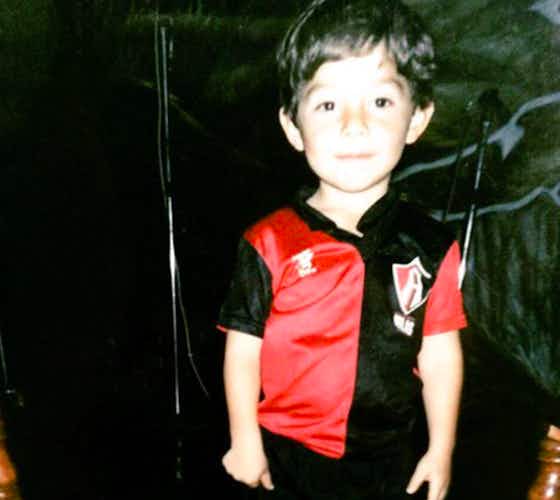 Imagen del artículo:Así eran Lozano y los futbolistas mexicanos de niños