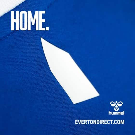 Imagem do artigo:Nova camisa titular do Everton FC 2022-2023 é lançada pela Hummel