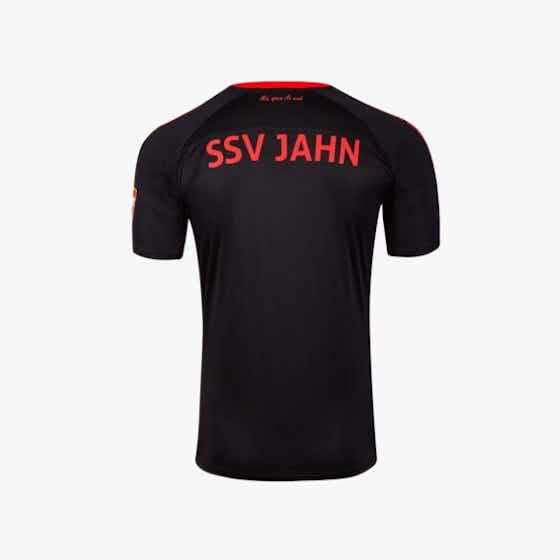 Imagem do artigo:Camisas do Jahn Regensburg 2022-2023 são reveladas pela Saller