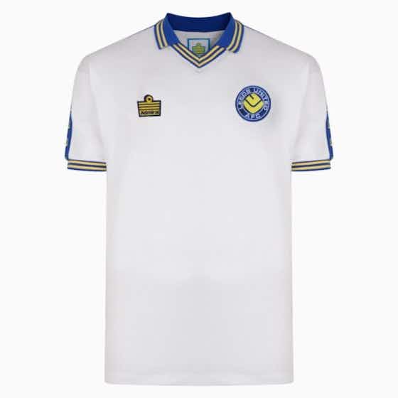 Imagem do artigo:Leeds United lança camisa retrô assinada pela Score Draw