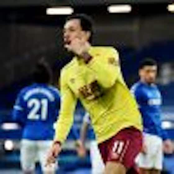 Article image:Everton must explore Dwight McNeil move