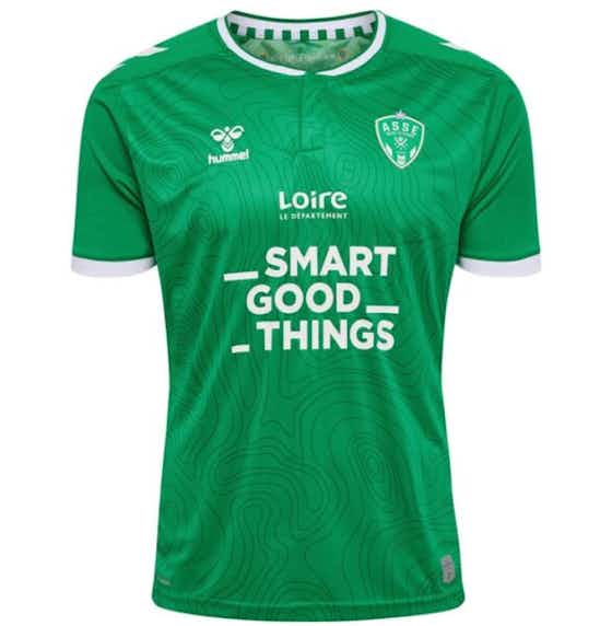 Image de l'article :🗣 Les nouveaux maillots des Verts fièrement présentés