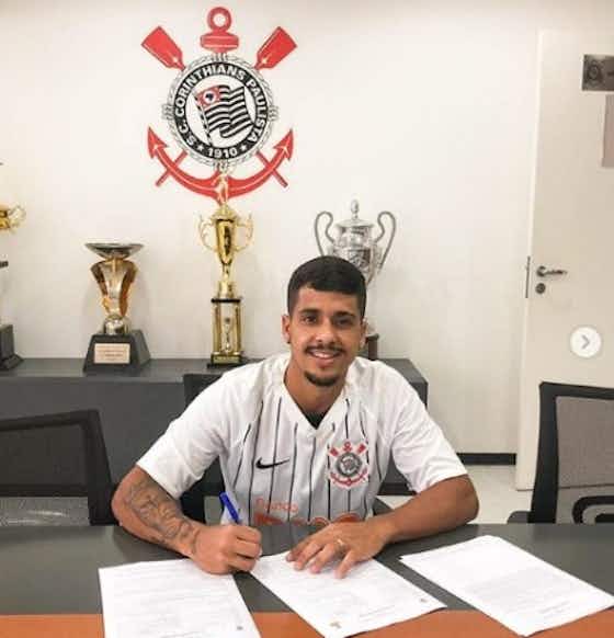 Imagem do artigo:Corinthians contrata mais um jogador do Atlético-MG