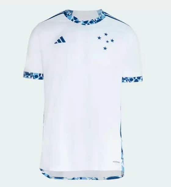 Imagem do artigo:Nova camisa branca do Cruzeiro vaza nas redes sociais; uniforme será vendido a partir de sexta
