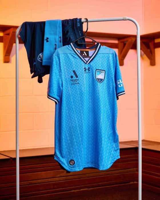 Imagem do artigo:Camisas do Sydney FC 2023-2024 são lançadas pela Under Armour