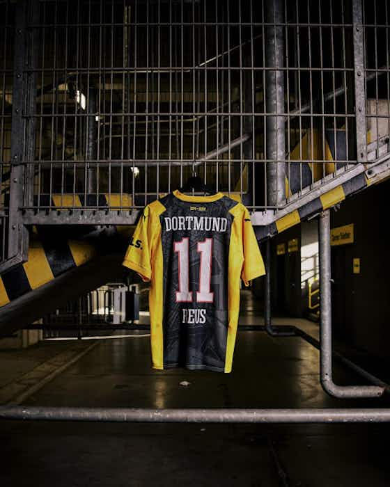 Imagem do artigo:Borussia Dortmund lança camisa que homenageia os 50 anos do seu estádio; veja fotos e vídeos