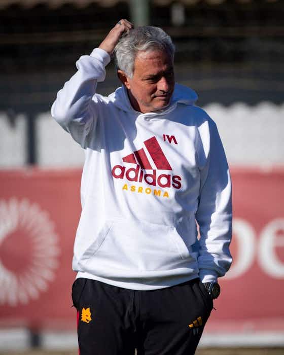 Imagem do artigo:Demitido pela Roma, Mourinho quer treinar o Napoli, diz jornal
