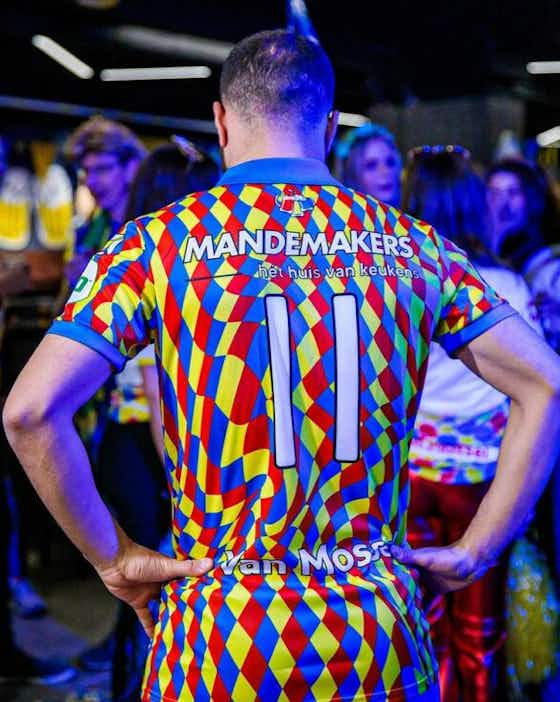 Imagem do artigo:Camisa carnavalesca do RKC Waalwijk 2022 é revelada pela Stanno