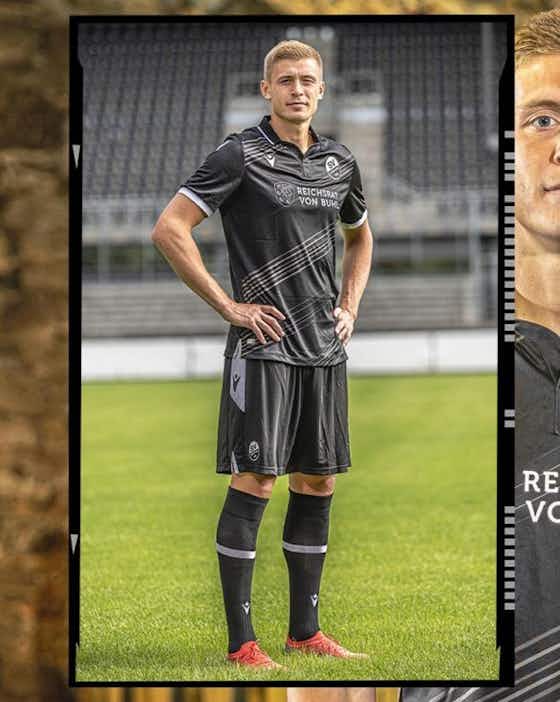 Imagem do artigo:Camisas do SV Sandhausen 2022-2023 são reveladas pela Macron