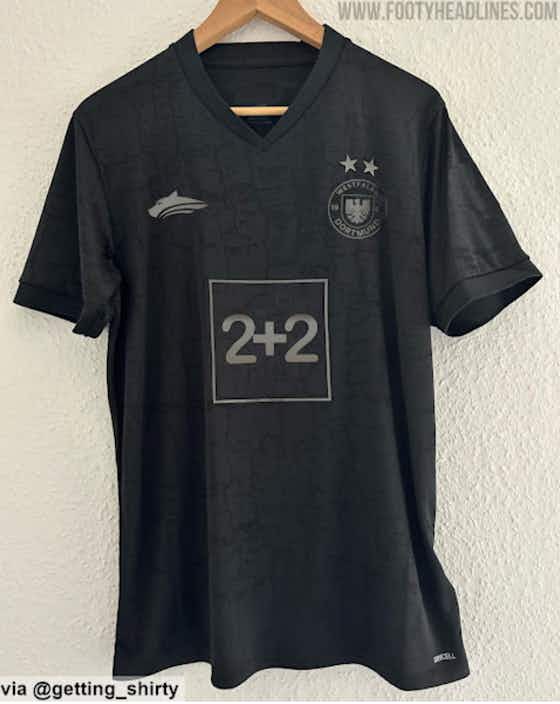 Immagine dell'articolo:📸 Il Borussia Dortmund diventa"All black": la (probabile) nuova maglia 👀