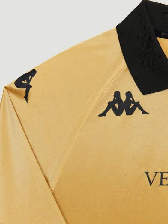 Imagem do artigo:Terceira camisa do Venezia FC 2022-2023 é lançada pela Kappa