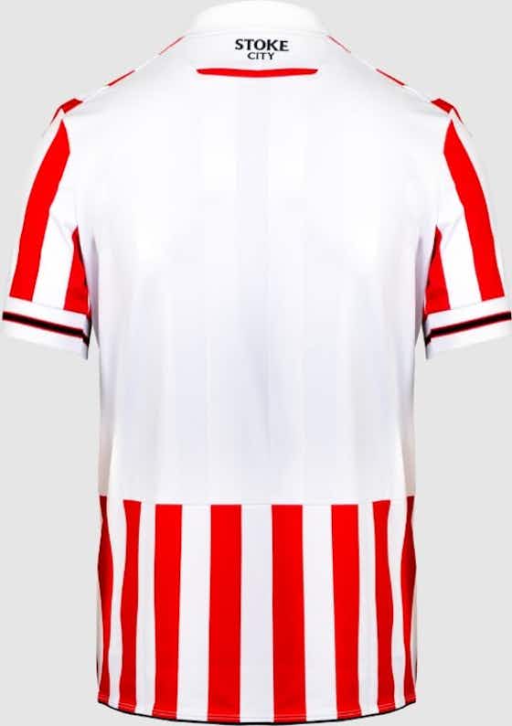 Imagem do artigo:Macron lança nova camisa titular do Stoke City 2023-2024