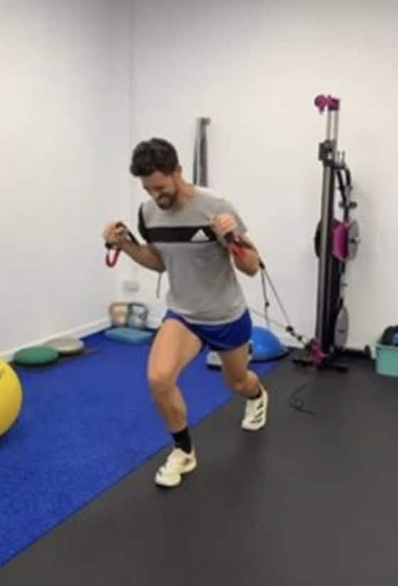 Imagem do artigo:Ex-Flamengo, Pablo Marí inicia trabalhos físicos um mês após receber facada na Itália