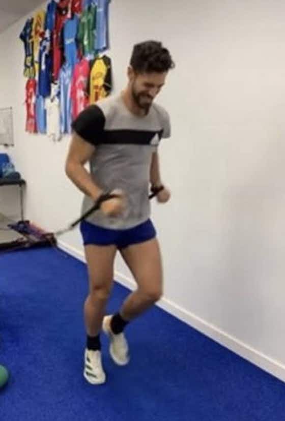 Imagem do artigo:Ex-Flamengo, Pablo Marí inicia trabalhos físicos um mês após receber facada na Itália
