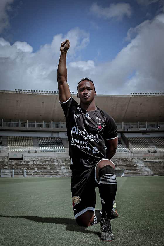 Imagem do artigo:Terceira camisa do Botafogo-PB 2022-2023 diz “Não ao racismo”