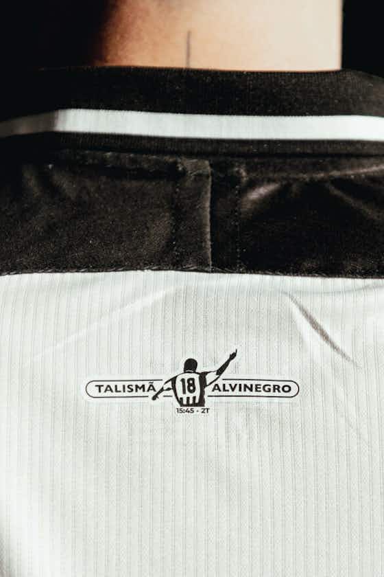 Imagem do artigo:Volt Sport lança camisa “Reviver” do Figueirense, relembrando o acesso em 2001