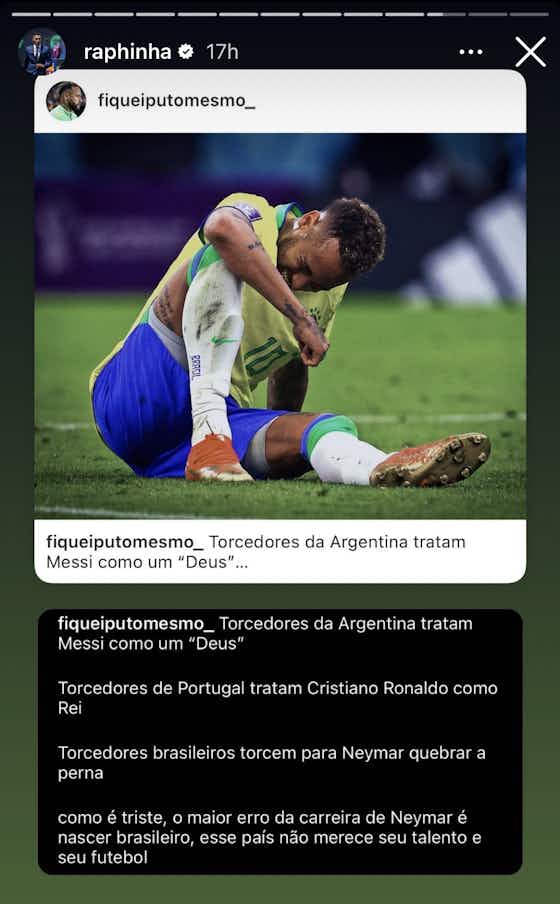Imagen del artículo:Raphinha compartió un polémico mensaje de apoyo a Neymar: “Brasil no merece su talento”