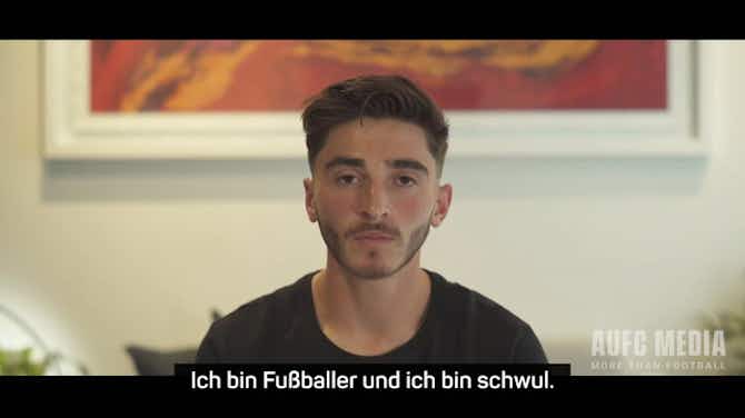 Vorschaubild für Cavallo: “Ich bin Fußballer und ich bin schwul” 