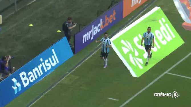 Imagen de vista previa para Doblete de Luis Suárez contra Aimoré