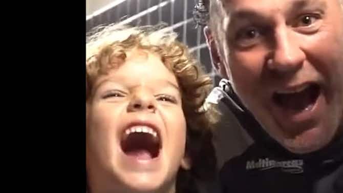 Vorschaubild für Fofura máxima! Gabriel Milito se diverte com filhos no Atlético-MG