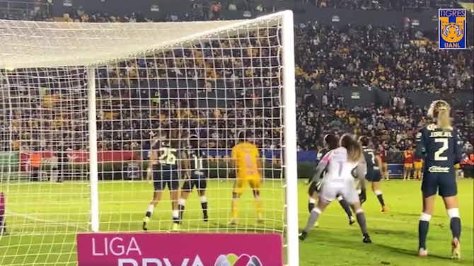 Vorschaubild für María Sánchez scores an amazing brace for Tigres Femenil