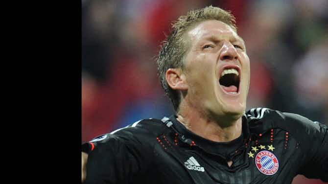 Preview image for Schweinsteiger, stop that!