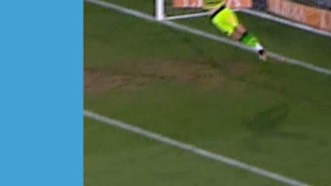 Imagen de vista previa para Mira este brillante gol con mucho efecto de curva en la Liga Argentina