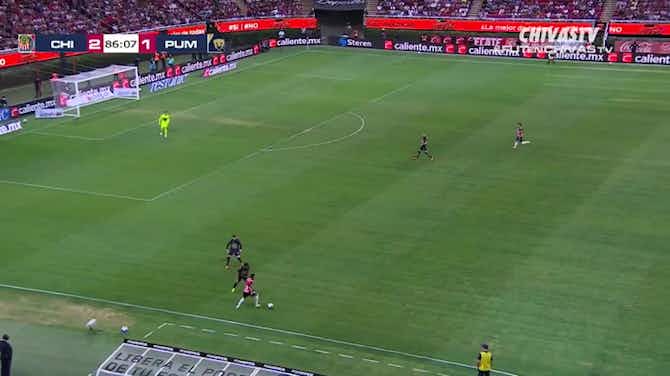 Preview image for Macías finishes off perfect Chivas counter attack