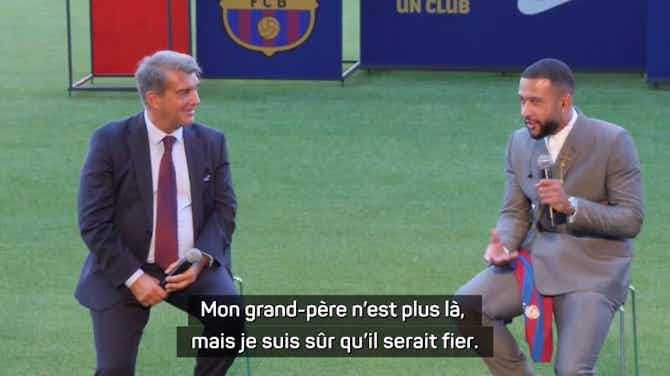 Image d'aperçu pour Barcelone - Depay rend hommage à son grand-père qui lui avait offert un maillot du Barça