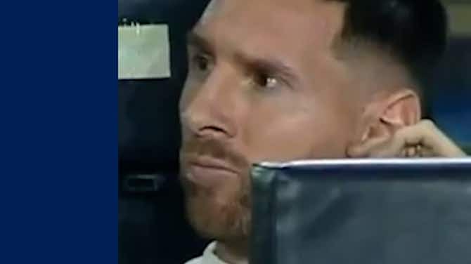 Imagem de visualização para Messi reage ao infeliz desvio de Busquets em gol do Monterrey na Concachampions
