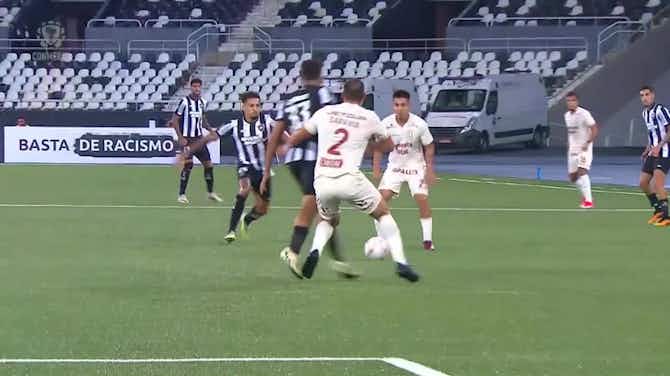 Vorschaubild für QUE TALENTO! Luiz Henrique HUMILHA goleiro e faz seu primeiro gol pelo Botafogo