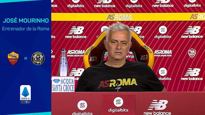 Imagen de vista previa para Mourinho: "Castigan a los árbitros, ¿pero dónde están esos puntos?"
