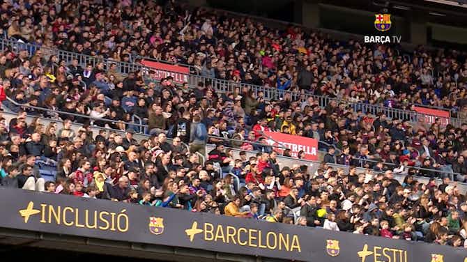 Imagen de vista previa para El Barça entrena ante 15.000 espectadores