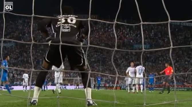 Vorschaubild für Juninhos unglaublicher Freistoß gegen Marseille 2009