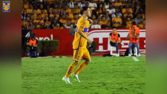 Preview image for Behind the scenes: Marcelo Flores' first game at Tigres stadium