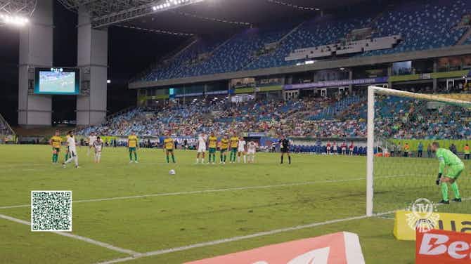 Imagen de vista previa para Estêvão faz golaço de pênalti após bela jogada pelo Palmeiras