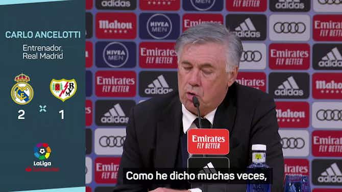 Imagen de vista previa para Ancelotti: "Es una sorpresa que el Barcelona se quede atrás"