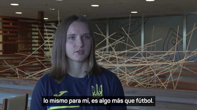 Imagen de vista previa para 'Más que fútbol', el lema de la selección de Ucrania de Lluís Cortés