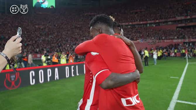 Preview image for Behind the scenes: Williams brothers’ emotional hug after winning the Copa del Rey